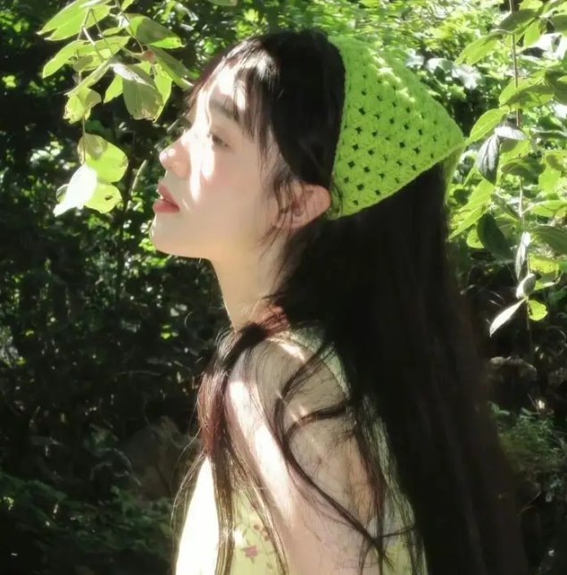 赛马女孩